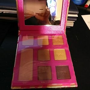 Tarte palette NIB